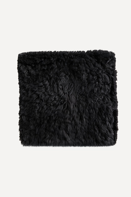 Black Hand-Knotted Shag Rug Swatch