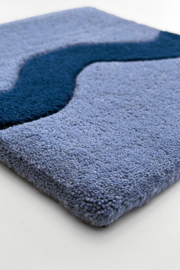 Blue Sculpted Edge Hand-Tufted Rug Swatch