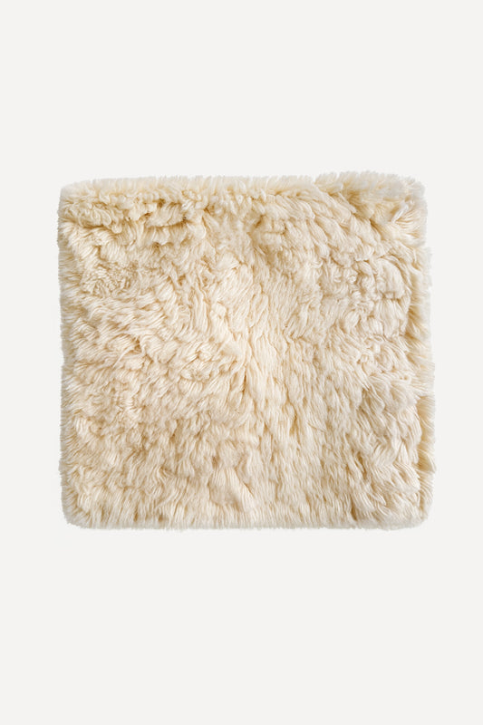 Cream Hand-Knotted Shag Rug Swatch